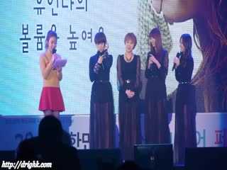 热裤还搞什么蕾丝 04