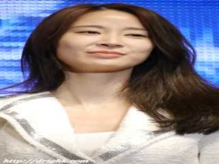 白紧包臀热裤长腿 02