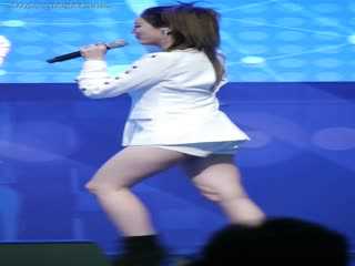 白紧包臀热裤少女 01